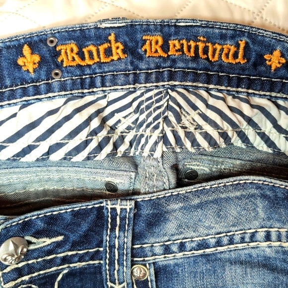 Rock Revival Woman's Low Rise Allegra Ankle Skinny Jeans Size 30. - Picture 6 of 16